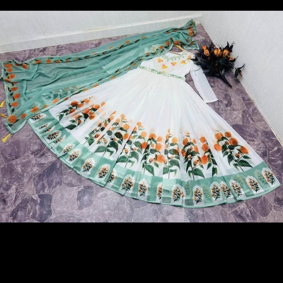 🪔 ANARKALI STYLE GOWN WITH DUPATTA  ( STOLE) - Picture 6 of 8